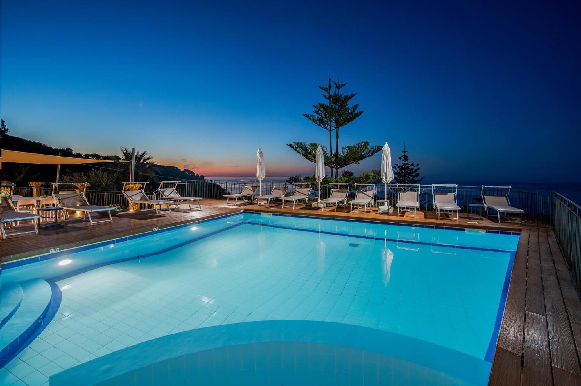 Villa Provenza 12&4, Emma Villas Cefalù Exteriér fotografie